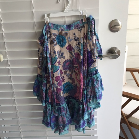 *SOLD* Spell and the gypsy siren song mini skirt - Picture 2 of 8